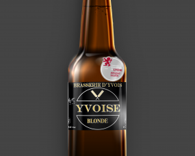 Yvoise Blonde- Disponible
